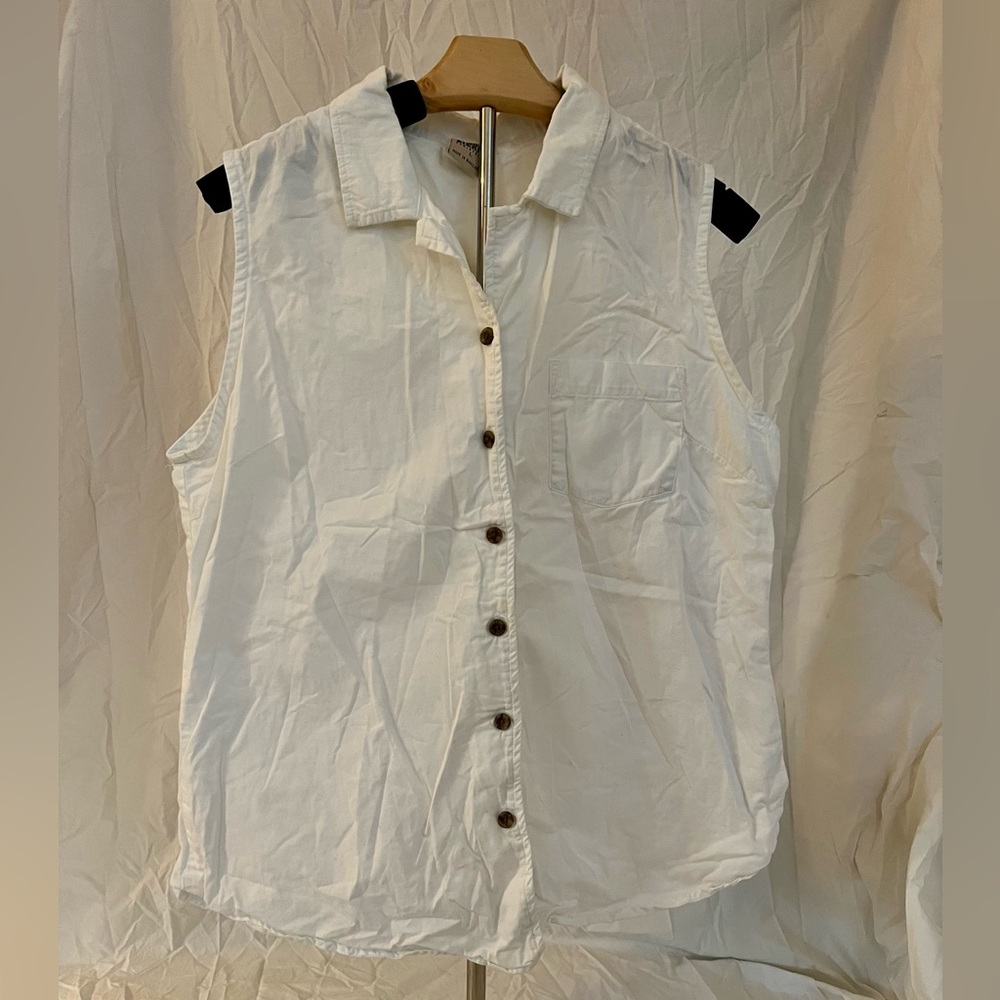 High Sierra Sleeveless Button Down Top Size Large